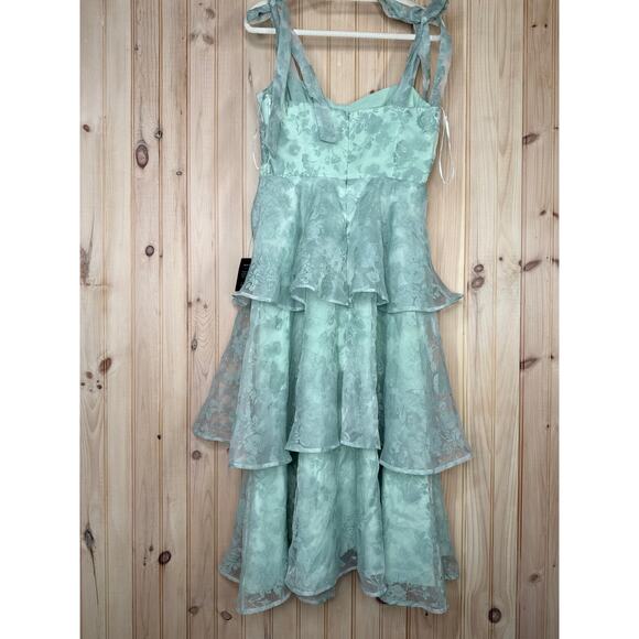NWT Lulus Glamorous Sweetie Sage Burnout Tie-Strap Bustier Midi Dress Gala L - Picture 4 of 9